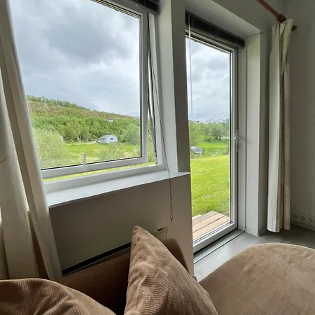 Myklebostad Apartment Steigen